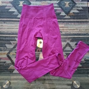 💜 Flow and Go Lululemon Leggings